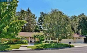 photo 1 of 121 Valley Oaks Dr, Alamo, CA 94507