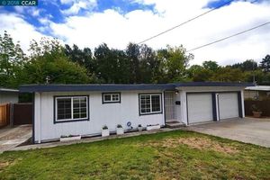 photo 1 of 2582 Sheldon Dr, Richmond, CA 94803