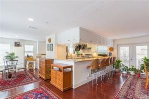 photo 1 of 1902 Arrowhead Dr NE, Saint Petersburg, FL 33703