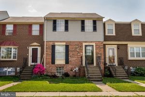 photo 1 of 818 Seal Harbour, Pasadena, MD 21122