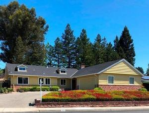 photo 1 of 75 Corliss Dr, Moraga, CA 94556