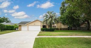 photo 1 of 3415 Tarpon Woods Blvd Palm Harbor, Fl 34685