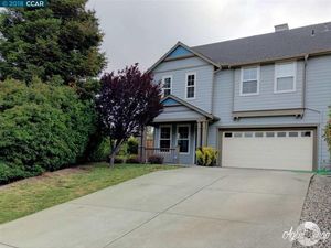 photo 1 of 154 Kensington Cir, Hercules, CA 94547