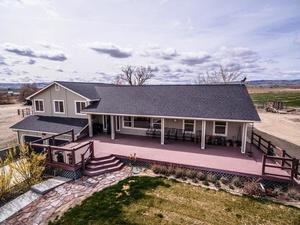 photo 1 of 1552 Sanctuary Lane, Homedale, ID 83628