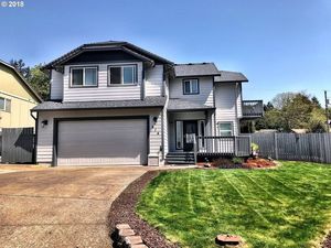 photo 1 of 414 N 3rd Pl, Kalama, WA 98625