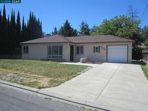 photo 1 of 935 Kelvin Rd, El Sobrante, CA 94803