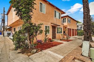photo 1 of 1008/14 4th St, Coronado, CA 92118