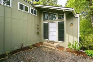 photo 1 of 40950 SE Latigo Ln, Sandy, OR 97055