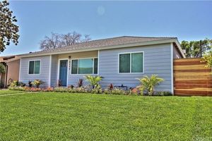 photo 1 of 6349 Babcock Ave, Valley Glen, CA 91606