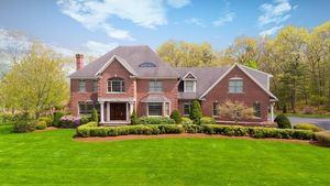 photo 1 of 34 Russet Hill Rd, Franklin, MA 02038