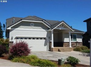 photo 1 of 538 Pebble Beach Dr, Creswell, OR 97426