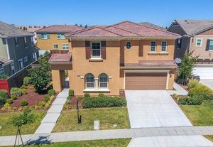 photo 1 of 529 N Umbria Pl, Mountain House, CA 95391