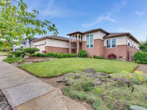 photo 1 of 3807 NE 202nd Ave, Fairview, OR 97024
