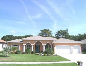photo 1 of 908 Vista Verde Ln, Ruskin, FL 33573