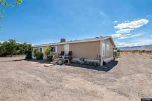 photo 1 of 5245 Desert Ln, Stagecoach, NV 89429