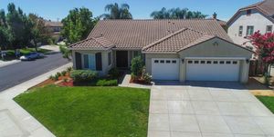 photo 1 of 1105 Bello Dr, Dixon, CA 95620