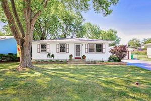 photo 1 of 21293 W Starry Ln, Lake Zurich, IL 60047