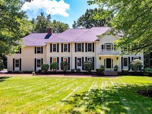photo 1 of 3 Lucinda Pl, Westford, MA 01886