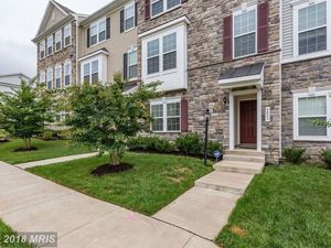 photo 1 of 6805 Bryson Cir, Haymarket, VA 20169