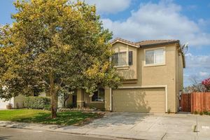 photo 1 of 904 Garcia Dr, Woodland, CA 95776