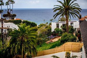 photo 1 of 7732 Lookout Dr, La Jolla, CA 92037