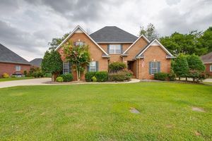 photo 1 of 2216 Westwood Dr, Murfreesboro, TN 37130