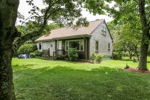 photo 1 of 200 Peckham Rd, Acushnet, MA 02743