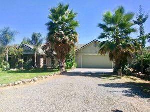 photo 1 of 33439 Bronco Ln, Squaw Valley, CA 93675