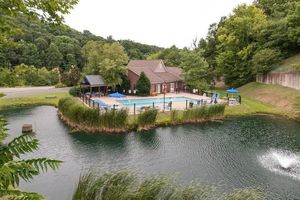 photo 1 of 6820 Highway 70 S Unit 220, Nashville, TN 37221