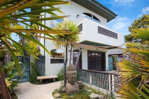 photo 1 of 131 30th Ave, Santa Cruz, CA 95062