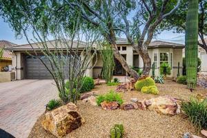 photo 1 of 13537 N Heritage Gateway Ave., Marana, AZ  85658