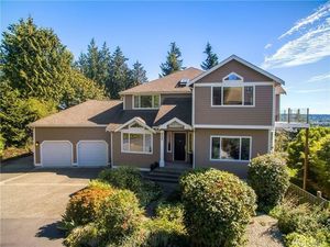 photo 1 of 6320 9th St E, Tacoma, WA 98424