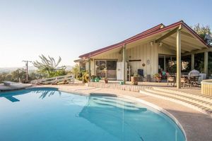 photo 1 of 33251 Tule Oak Dr, Springville, CA 93265