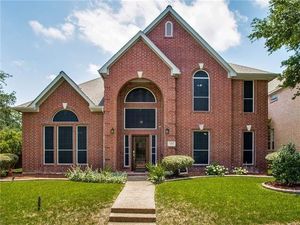photo 1 of 402 W Muirfield Rd, Garland, TX 75044