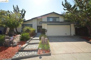 photo 1 of 4418 Smoke Tree Ct, Concord, CA 94521