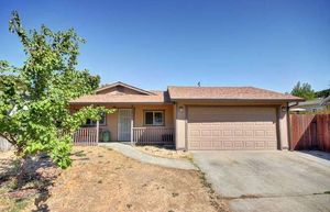 photo 1 of 921 Quiet Way, Rio Linda, CA 95673