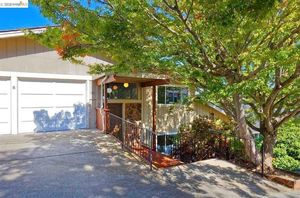 photo 1 of 931 Harbor View Dr, Martinez, CA 94553