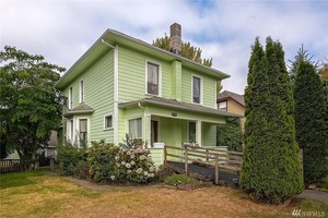 photo 1 of 2120 Rainier Ave, Everett, WA 98201