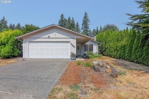 photo 1 of 2597 G St, Washougal, WA 98671