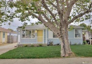 photo 1 of 323 BEVERLY AVE, MILLBRAE, CA 94030