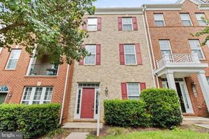 photo 1 of 542 Odendhal Ave, Gaithersburg, MD 20877