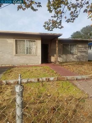 photo 1 of 515 Harrison Dr, Richmond, CA 94806