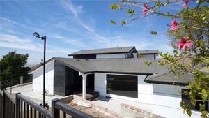 photo 1 of 10043 Olivia Ter, Sun Valley, CA 91352