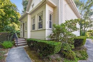 photo 1 of 92 Potter St, New Bedford, MA 02740