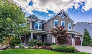 photo 1 of 2736 Copper Hill Dr, Grand Rapids, MI 49525