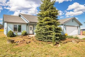 photo 1 of 7285 Yancey Ln, Flagstaff, AZ 86004