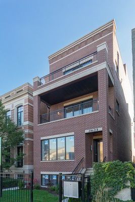 photo 1 of 2621 N Lakewood Ave Unit 1, Chicago, IL 60614