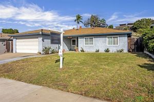 photo 1 of 943 Melrose Ave, Chula Vista, CA 91911