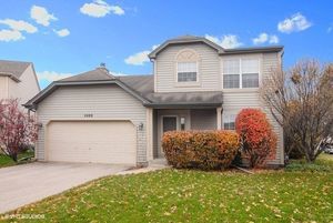 photo 1 of 2488 Clovertree Ct, Aurora, IL 60506