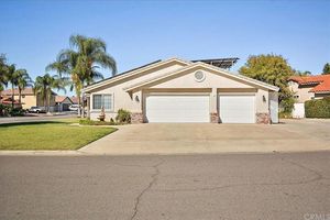 photo 1 of 24240 Canyon Lake Dr N, Canyon Lake, CA 92587